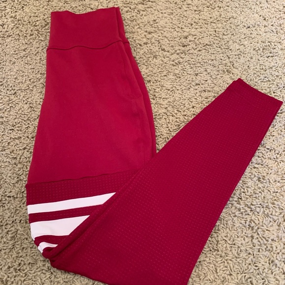 bombshell sportswear - Picture 3 of 5